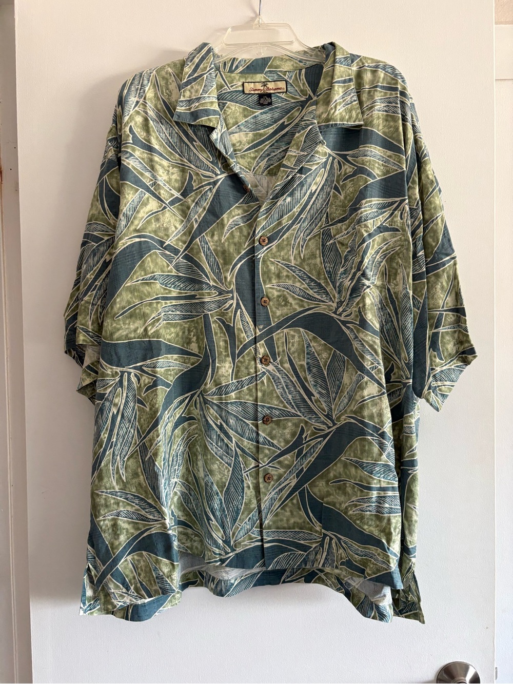 Men's Tommy Bahama XXL silk Tropical Short-Sleeve Shirt — Green Leaf Print